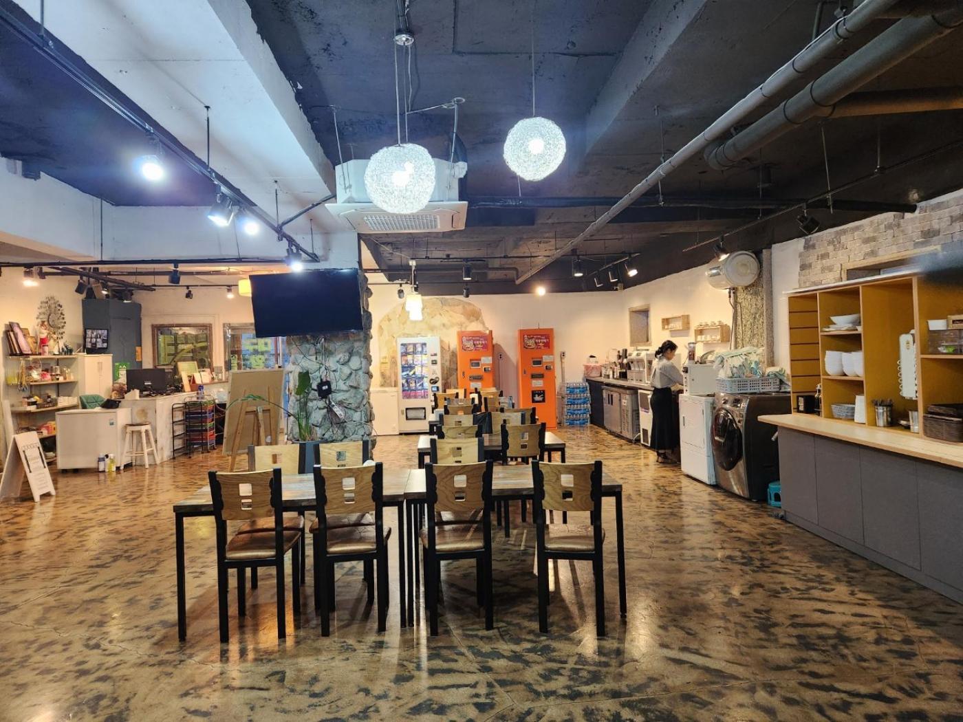 Homestay Dongseongro Gyeong's *