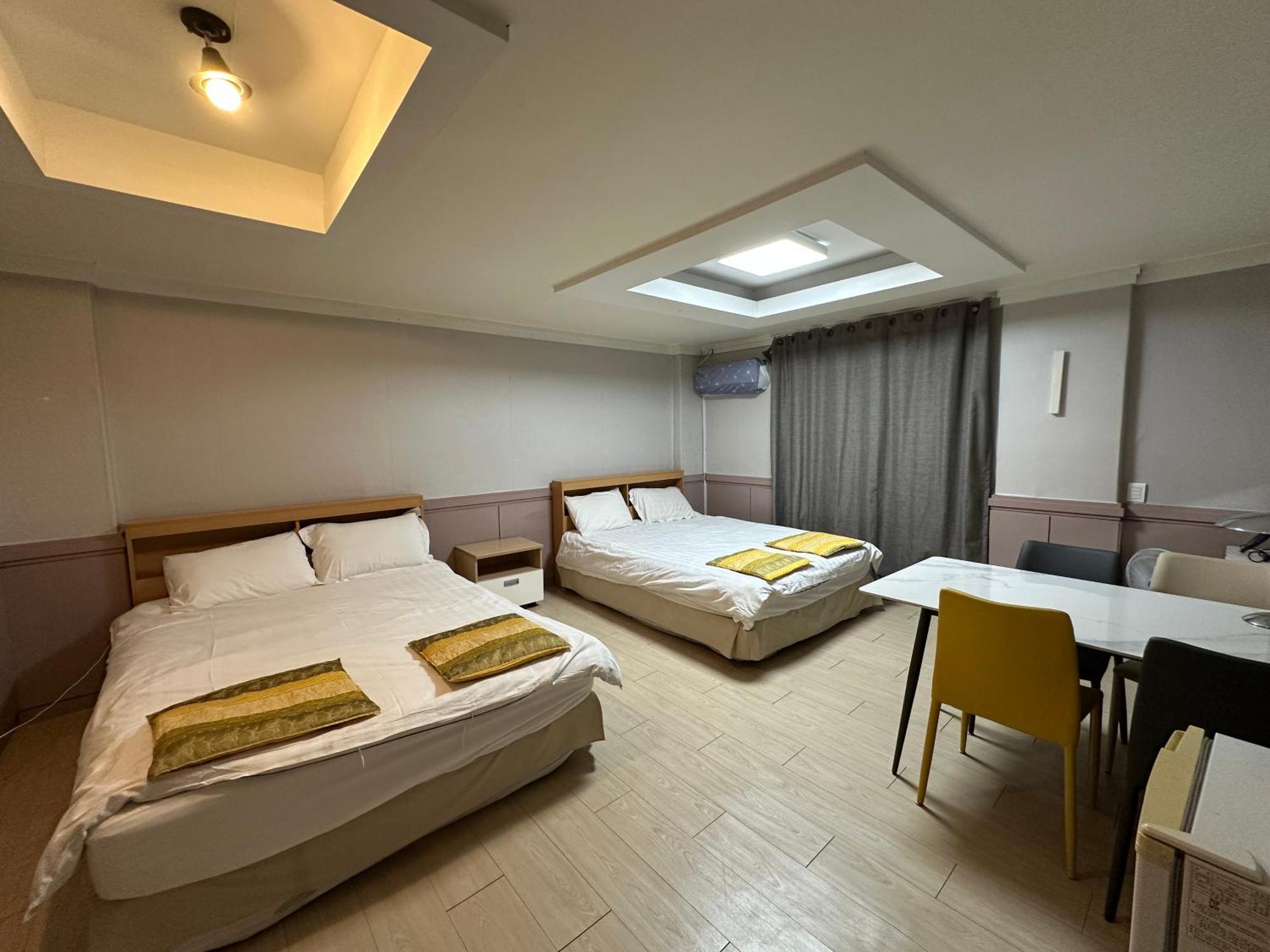 Homestay Dongseongro Gyeong's Daegu