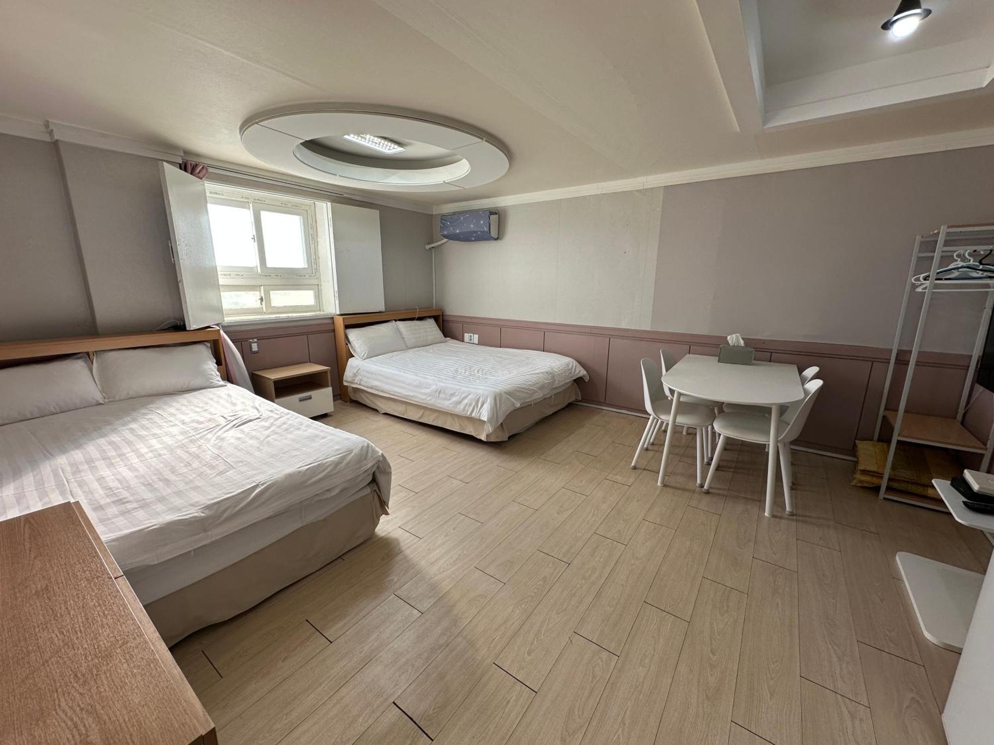 Dongseongro Gyeong's Homestay Daegu