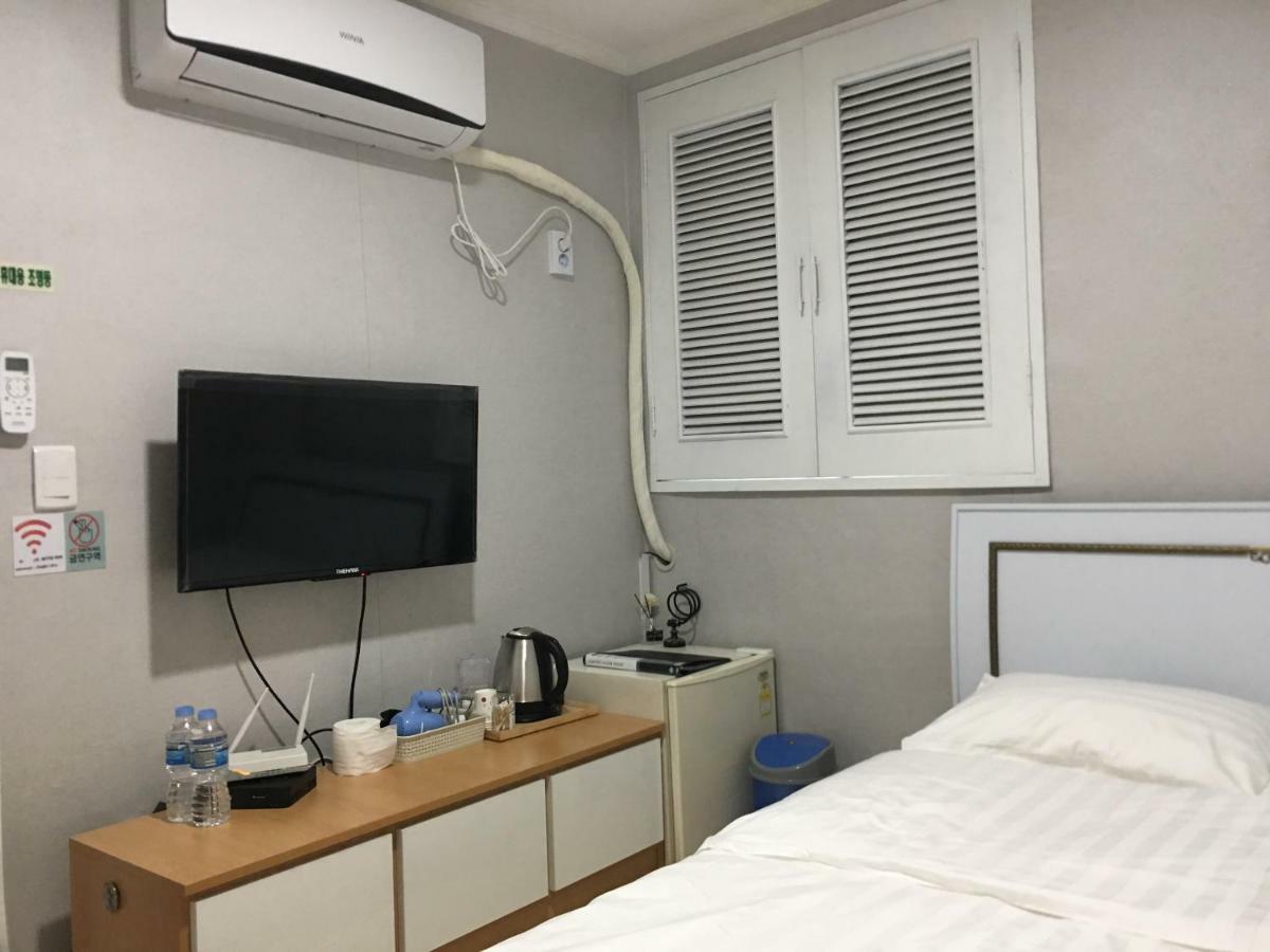 Homestay Dongseongro Gyeong's *